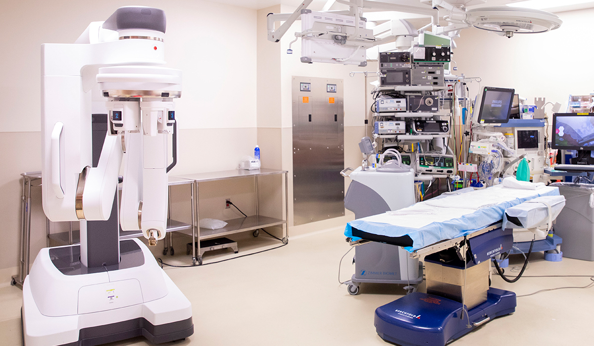 健康・医学 UROLOGIC SURGERY in Infants and Children robotic-surgery-urology-16x9.